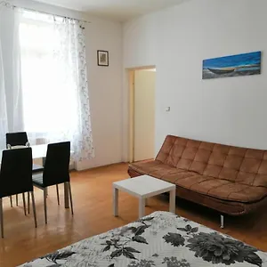Apartman Diana-contactless Check-in!