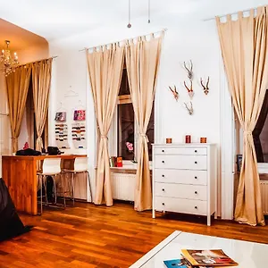  Apartament Wohnen Im Herzen Von