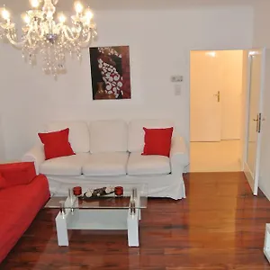  Apartament Paradies - U1 Station Altes Landgut