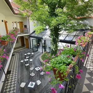 navštívit hotel