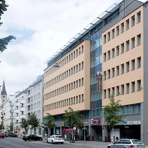 Otel Western Amedia