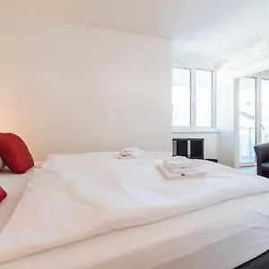 Apartman Mainstation - 10 Minutes To Citycenter - With Aircondition