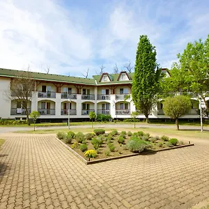 ** Szálloda Auguszta és Diákszálló Magyarország