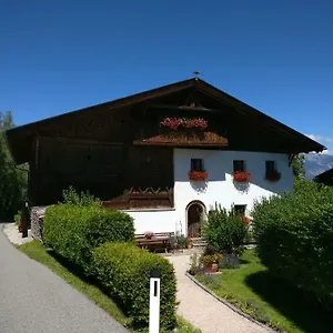 Haus Falkner Homestay Mutters