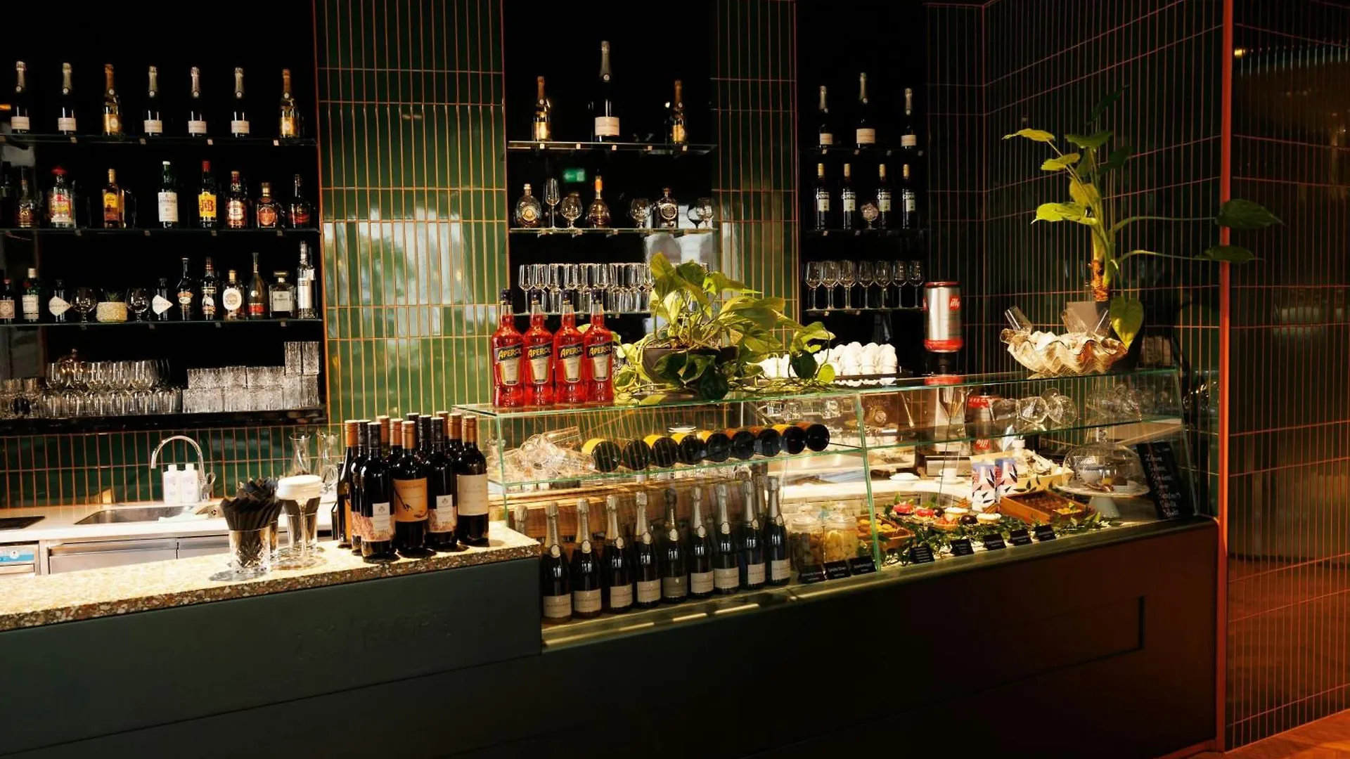 Le Meridien Wiedeń 5*,