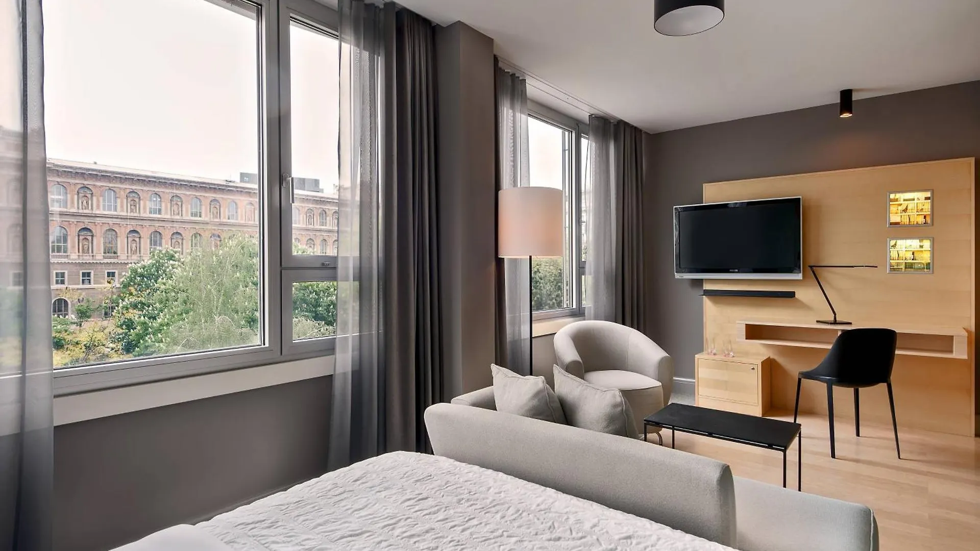 Le Meridien Vienna 5*,  Austria