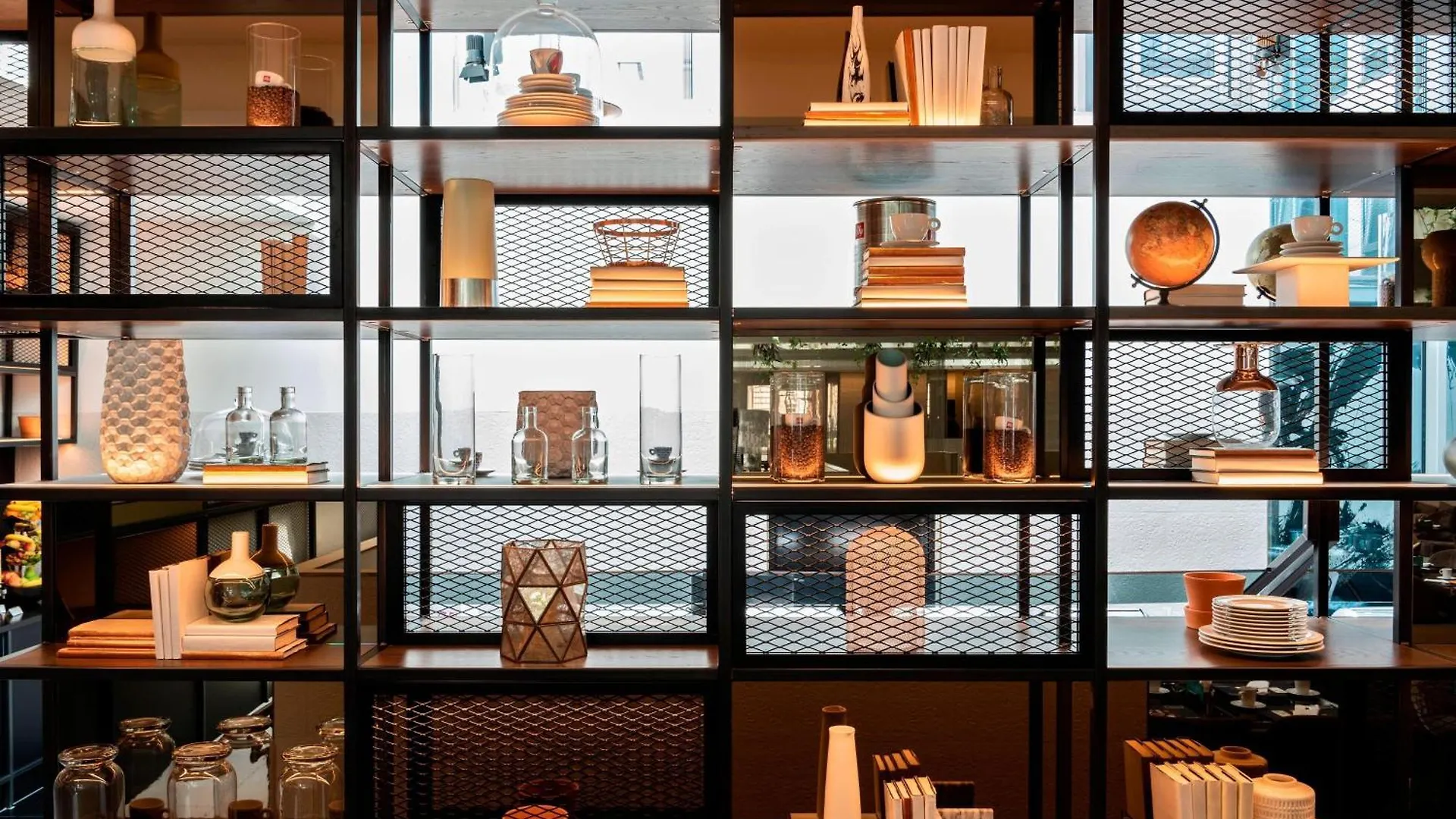 Le Meridien Vienna 5*,  Austria