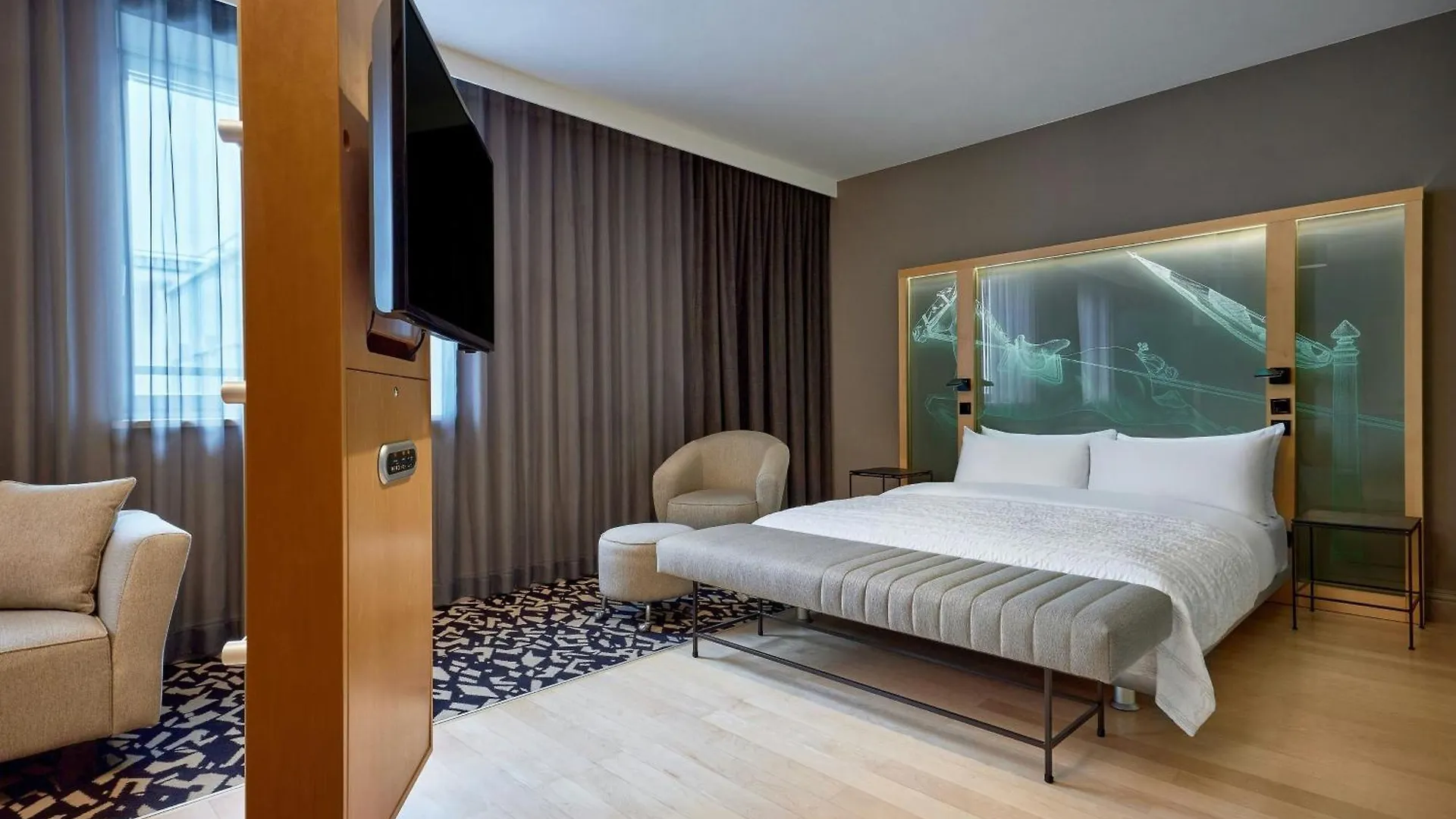 Le Meridien Vienna 5*,  Austria